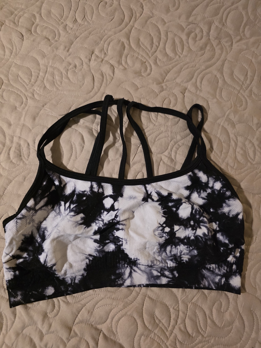 Fabletics Black and White Tie-Dye Strappy Sports Bra